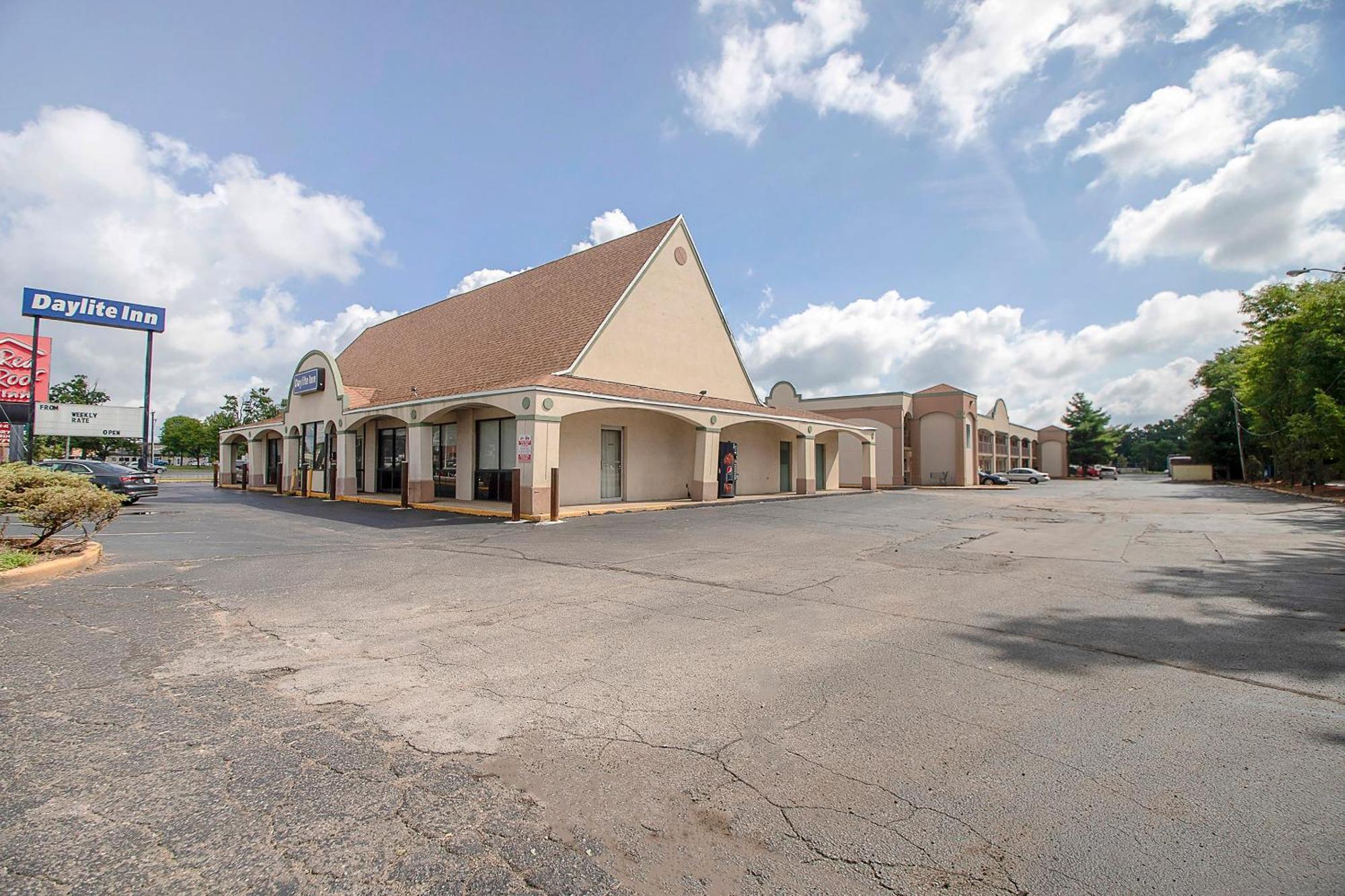 Hotel O Daylight Inn Elkhart I-90, In Eksteriør bilde